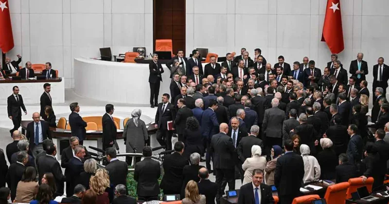 Emeklinin kaderini belirleyecek kurula 168 vekil katılmadı!