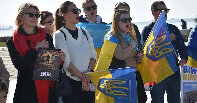 İzmir de yaşayan Ukraynalılardan barış çağrısı