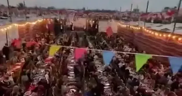 Gazze’de yetimhane kampında birlik iftarı VİDEO İZLE