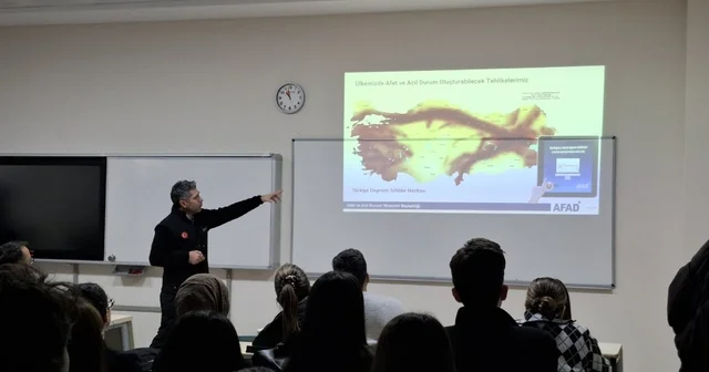Üniversite öğrencilerine ve akademik personele afet eğitimi Bartın Haberleri