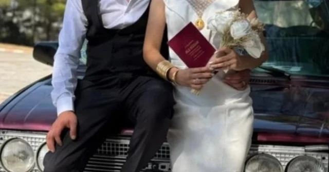 Burdur da feci kaza: 6 ay önce evlenen genç çifti ölüm ayırdı Kontrolden çıkan otomobil elektrik direğine çarptı: 1 ölü, 1 yaralı Genç çift daha öncesinde düğünlerinde kullandıkları otomobille kaza yaptı Burdur Haberleri