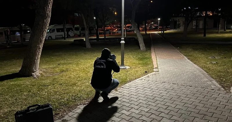 Parkta iki grup arasında silahlı kavga! 1 kişi yaralandı