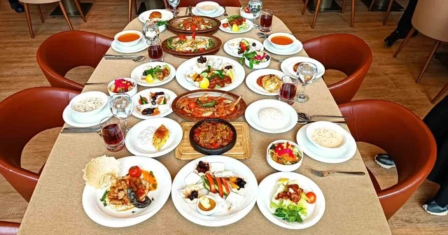 Uzmanlar uyardı: Ramazan da ani ve aşırı yüklenmelerden kaçının Erzurum Haberleri