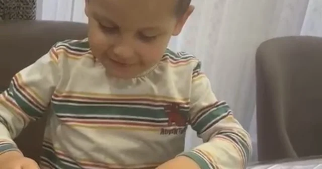 Rizeli miniklerden TSK Güçlendirme Vakfı na anlamlı bağış Oyuncak alacaktım ama askerlerimize göndermek istiyorum Rize Haberleri