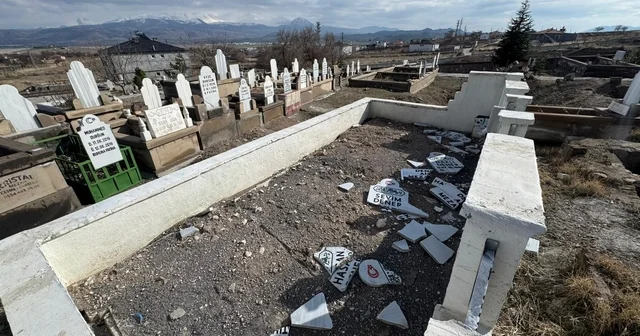 Kayseri de aile mezarlığına zarar verildi Kayseri Haberleri