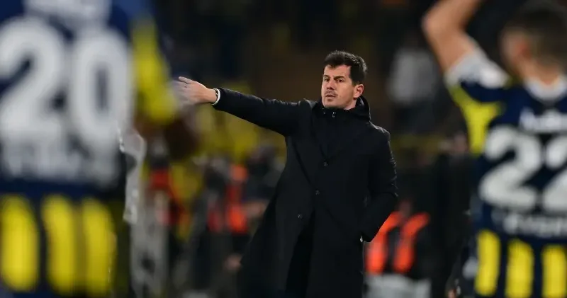 Emre Belözoğlu: 3 tane Fenerbahçeli oyuncu da yere yattı Futbol Haberleri