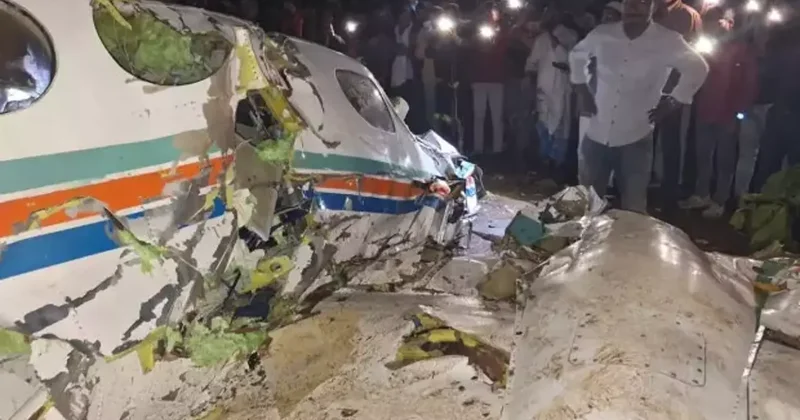 Hindistan da uçak faciası!