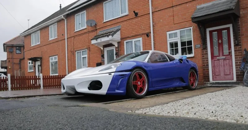 Volkswagen Golf fiyatına Ferrari aldı ve ertesi gün bin pişman oldu