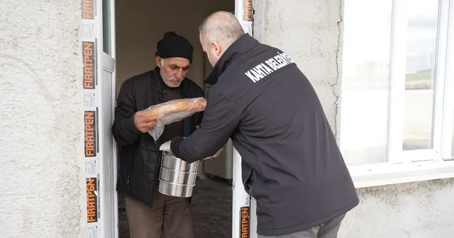 Belediyenin sıcak yemek hizmeti devam ediyor Adıyaman Haberleri