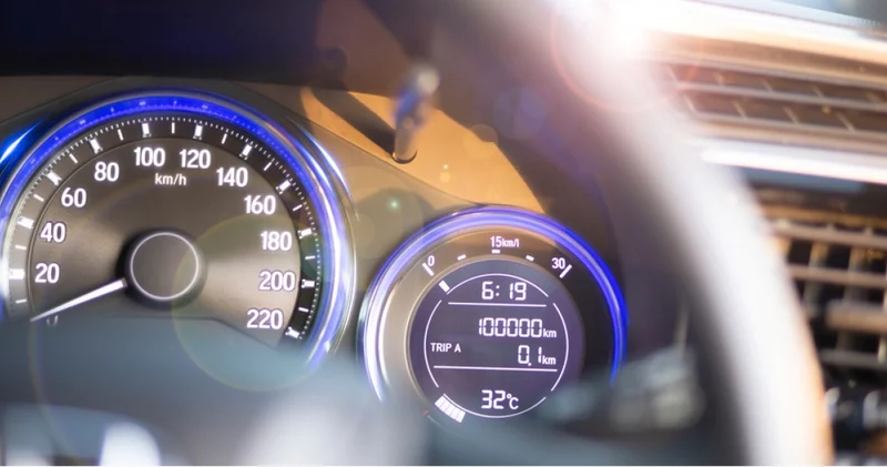 İkinci el araç satışlarında kilometre oyunu tarih oluyor: İkinci el araç satışlarında kilometre oyunu tarih oluyor: PTT hizmetinden 16 milyon kişi yararlandı İş Yaşam Haberleri