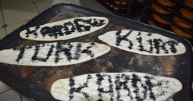 Van da fırın işletmecisinden ramazan pidesiyle kardeşlik mesajı Van Haberleri