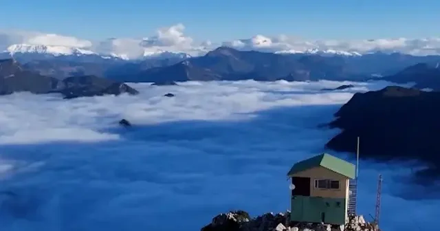Adana’da bulutlar gökyüzünü sardı VİDEO İZLE