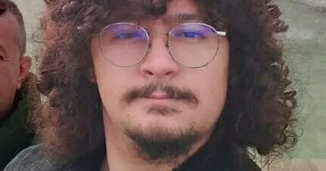 Bulgaristan da hayatını kaybeden üniversiteli Eray, memleketi Çanakkale de toprağa verildi Çanakkale Haberleri