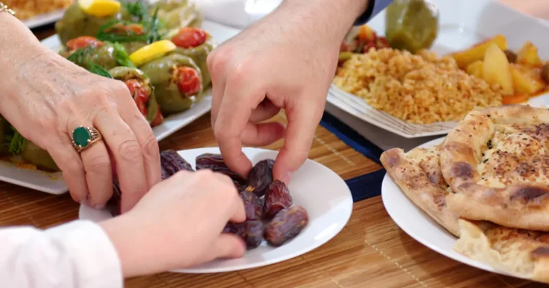 İftarda yapılan bu hata vücudu şoka sokuyor