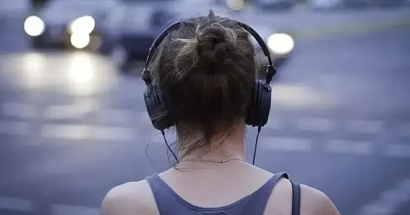 Kulaklıklara dikkat: Sizi zehirleyebilir