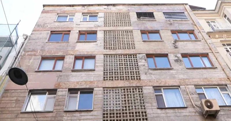 53 yıl sonra tarih oluyor: Orhan Pamuk un 9 dairesi yıkılacak