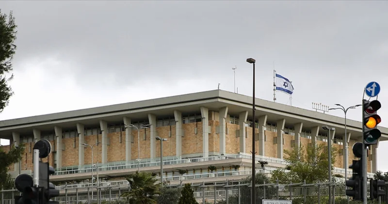 İsrail Savunma Bakanlığının, İran a olası saldırıya hazırlık için ek bütçe istediği bildirildi Dış Haberler