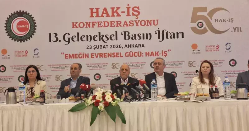 HAK İŞ Genel Başkanı Arslan: Hükümetin asgari ücret komisyonundan çekilmesini istiyoruz