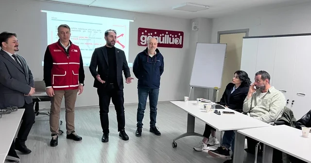 Manisa Medya Akademisi nde gazetecilere ücretsiz dron eğitimi Manisa Haberleri