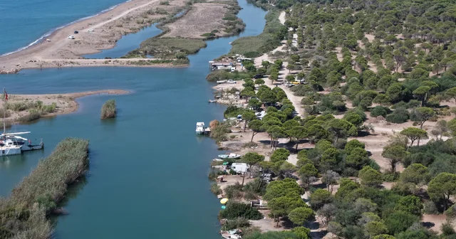 Sahilkondu ve barakalara yıkım süreci; lağımları nehri ve denizi kirletiyor Antalya Haberleri