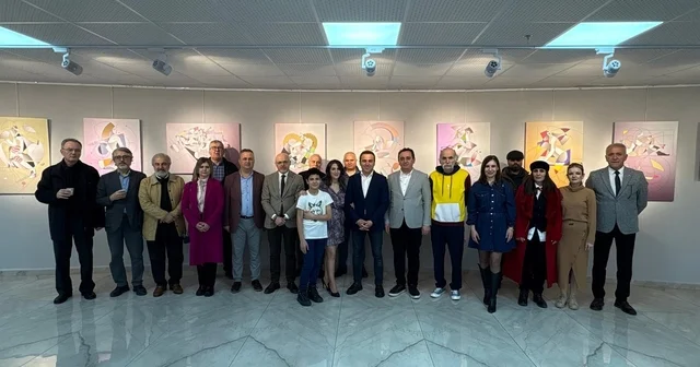 Çizgiyle anlatılan kadın teması sanatseverlerle buluştu Samsun Haberleri