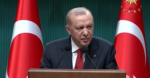 Cumhurbaşkanı Erdoğan: Birilerinin bizi çekmek istediği tuzaklara düşmüyoruz VİDEO İZLE