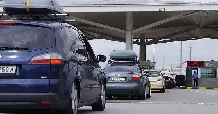 Yabancı plakalı araç sahipleri için yeni dönem! Bakanlık duyurdu