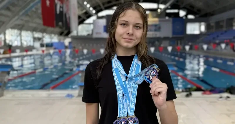 Milli yüzücü Derin Anbarlı nın hedefi uluslararası organizasyonda madalya almak Spor Haberleri