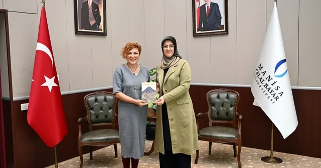 Manisa nın Marka Kent yol haritası bilimsel temellerle çizildi MCBÜ İletişim Fakültesi Dekanı Prof. Dr. Meral Özçınar: Manisa nın karakteri, bilge ve yardımsever Manisa Haberleri