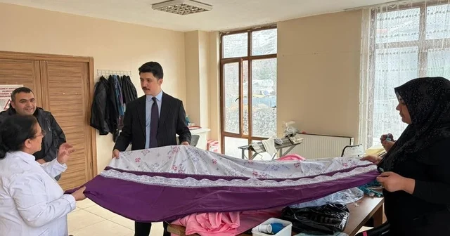 Digor Kaymakamı Ahmed Tayyib Kahraman dan Halk Eğitimi Merkezi ne ziyaret Kars Haberleri