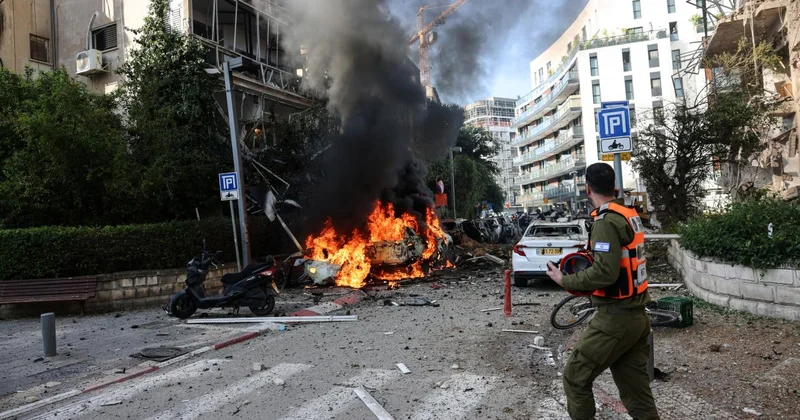 İran dan Tel Aviv e misilleme: 6 kişi yaralandı