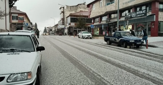 Çal a Mart ayında kar düştü Denizli Haberleri