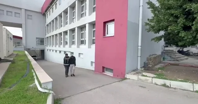 50 bin paket kaçak sigara yakalattı, Ucuza bulunca toplu satın aldım dedi Adana Haberleri