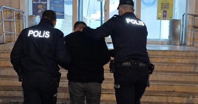 Muratlı da 22 yıl hapisle aranan firari kovalamacada yakalandı Tekirdağ Haberleri