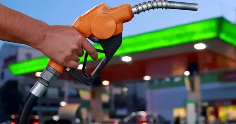 Benzin ve motorine zam geldi! Pompaya yansıtıldı! İşte yeni akaryakıt fiyatları