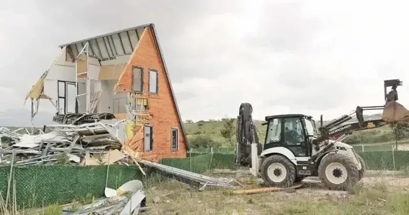 Hobi bahçesinde kaçak yapıya fren Ekonomi Haberleri