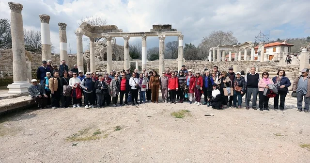Yaşlılar Haftası Muğla da keyifli bir geziyle kutlandı Muğla Haberleri