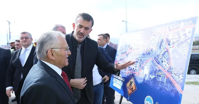 Kartal Kavşağı trafiğe kapanıyor Kayseri Büyükşehir Belediye Başkanı Memduh Büyükkılıç: Ortaya çıkacak ürün, hepimizin yüzünü güldürecek Kayseri Haberleri