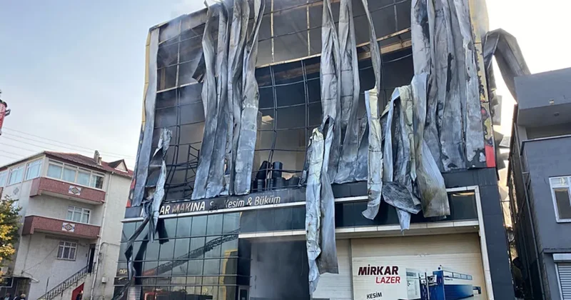 Kocaeli’deki fabrika yangınında 7 kişi can vermişti! Kızını kaybeden acılı babadan tepki: “Kızım bağıra bağıra can verdi. Malın batsın