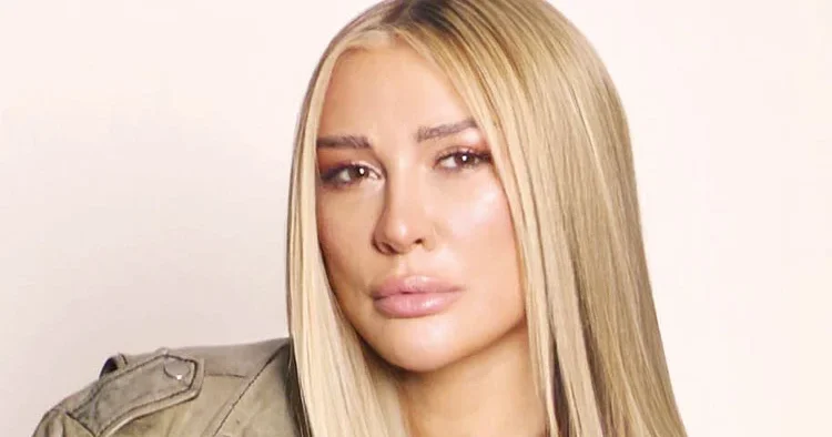 Ayrılık da aşk kadar zarafet gerektirir