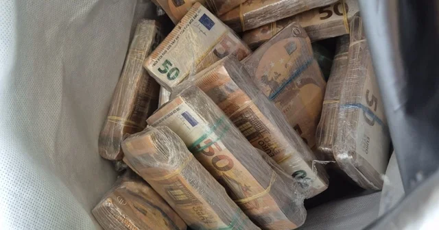 Çikolata dolu çantadan 220 bin Euro çıktı Edirne Haberleri