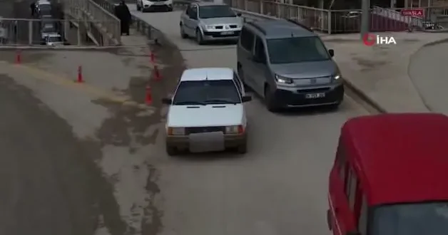 Trafik denetiminden kaçmak isteyen şahıs drone kamerasına yakalandı