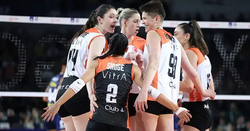Eczacıbaşı Dynavit, Kupa Voley finalinde VakıfBank ın rakibi oldu
