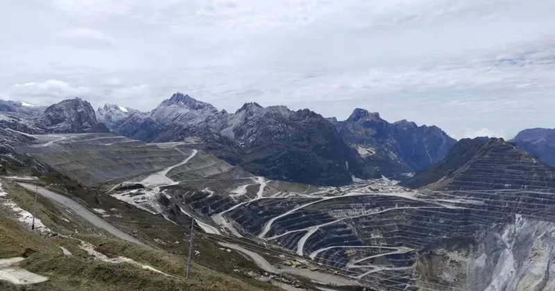 Bu altın rezervinin kendi şehri ve havalimanı var: Her yıl 48 ton altın üretiyor Sözcü Gazetesi