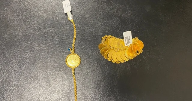 500 bin liralık ziynet eşyası çalan ikiz kız kardeşlere gözaltı Samsun Haberleri