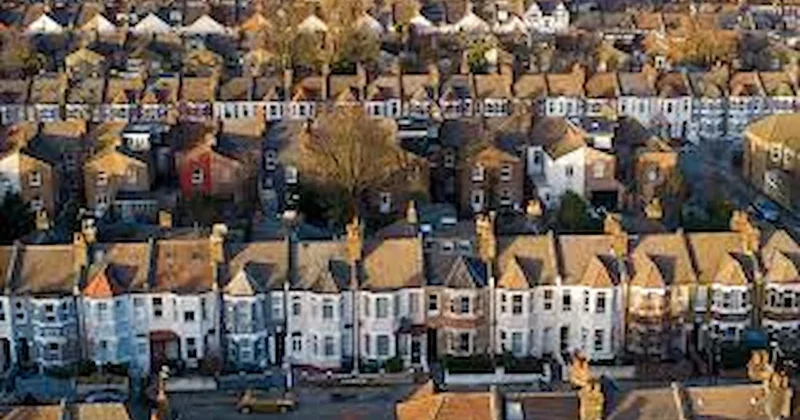 ‘Gri ülke’ İngiltere’den radikal karar: Her yeni eve zorunlu sistem Sözcü Gazetesi