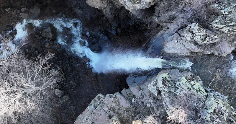 Erciyes Dağı eteklerindeki şelale, 10 yıl sonra yeniden çağlamaya başladı