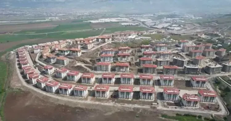 Afet konutlarında tarihi fırsat: Yüzde 74 indirim piyangosu