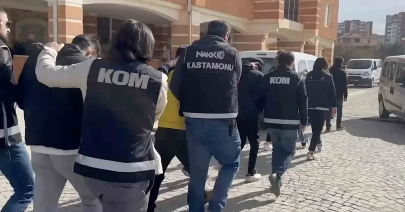 Kastamonu’da uyuşturucuyla yakalanan 3 sanığa 12’şer yıl hapis