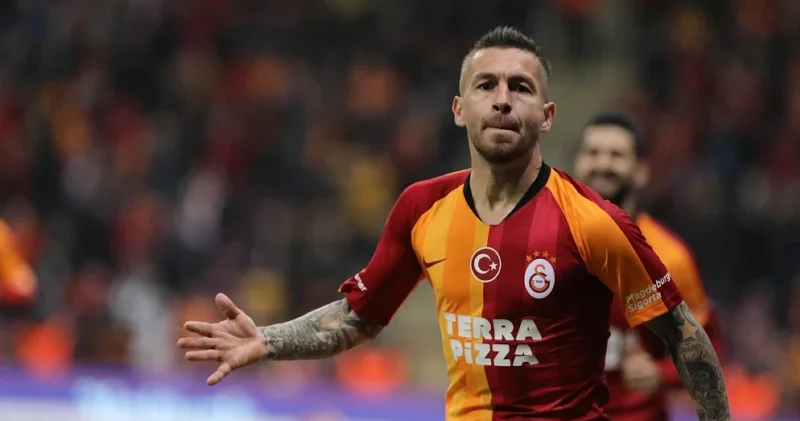 Galatasaray ın eski yıldızından flaş itiraf: Bütün alacaklarımı bıraktım Futbol Haberleri